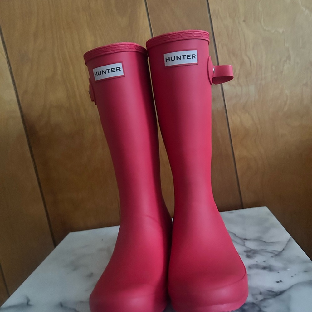 Hunter Fuchsia Waterproof Boots